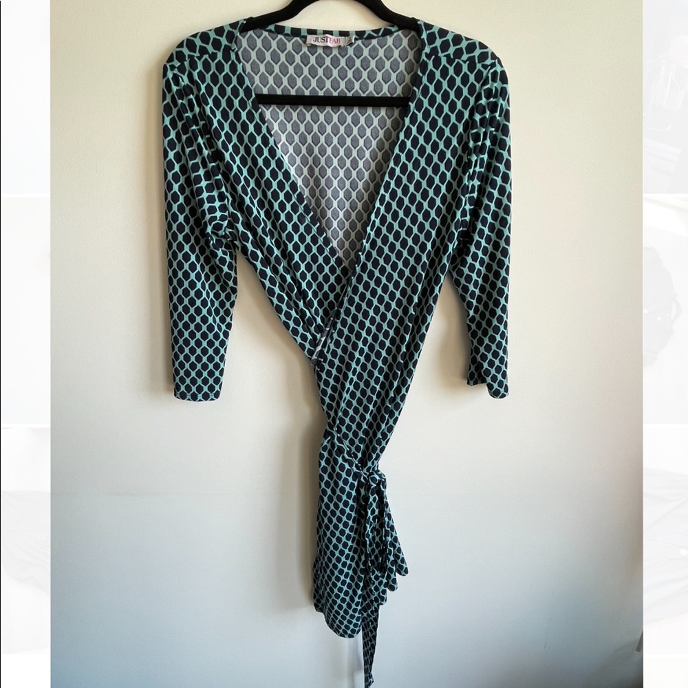 Wrap Dress geometric pattern. - Picture 2 of 6